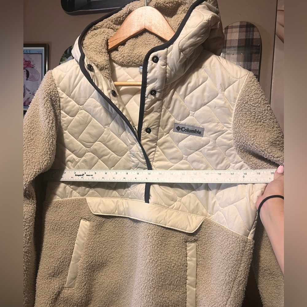 Women’s NEW Columbia fleece/puffer hoodie jacket - Picture 7 of 7
